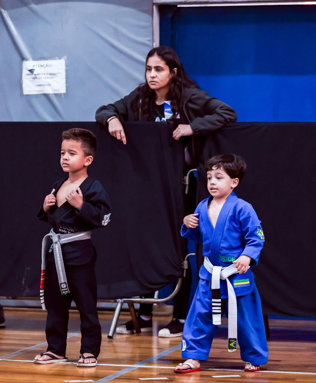 Criança da Atlas participando de competição
